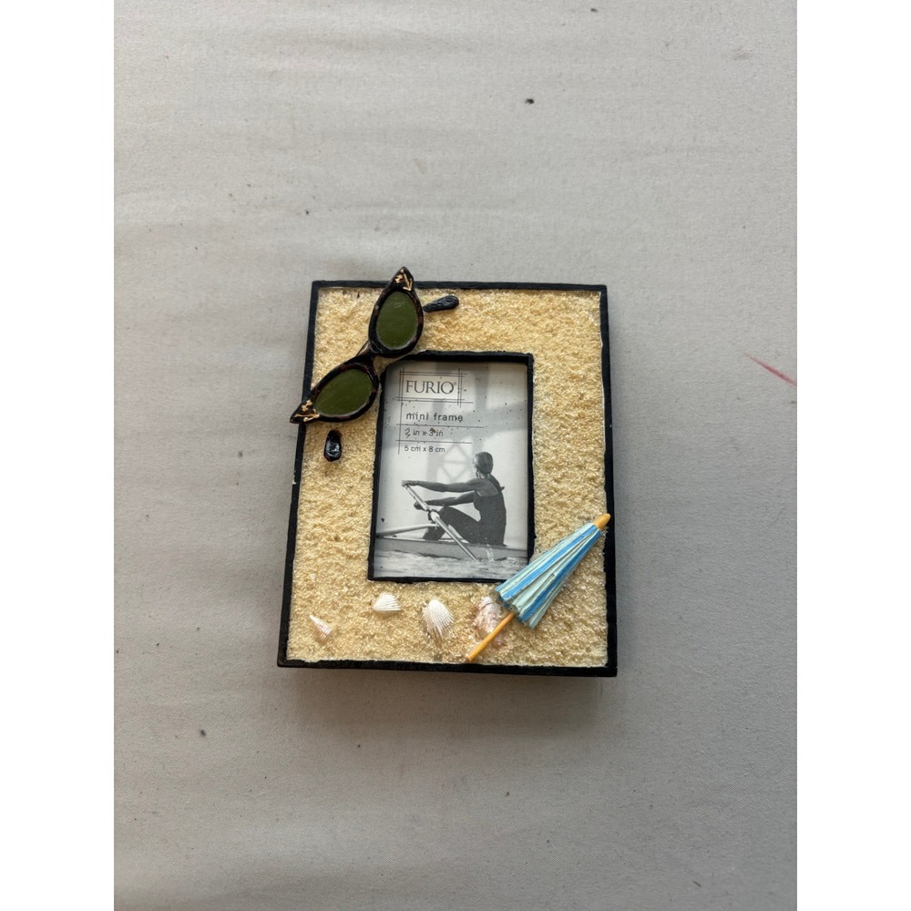 Furio Mini Beach Picture Frame 2x3 Sand Texture Sunglasses Shells Umbrella Decor